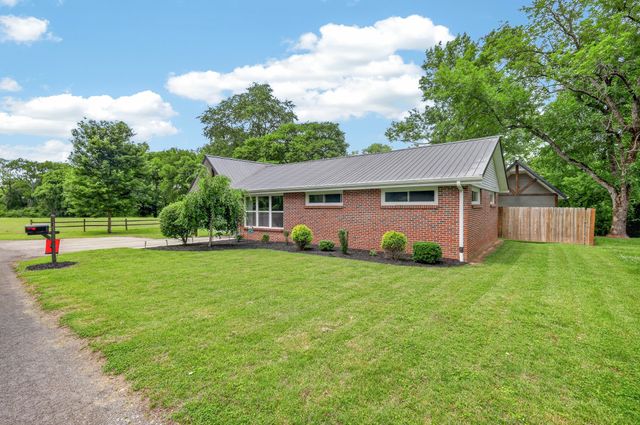 111 Goodner Ln, Alexandria, TN 37012