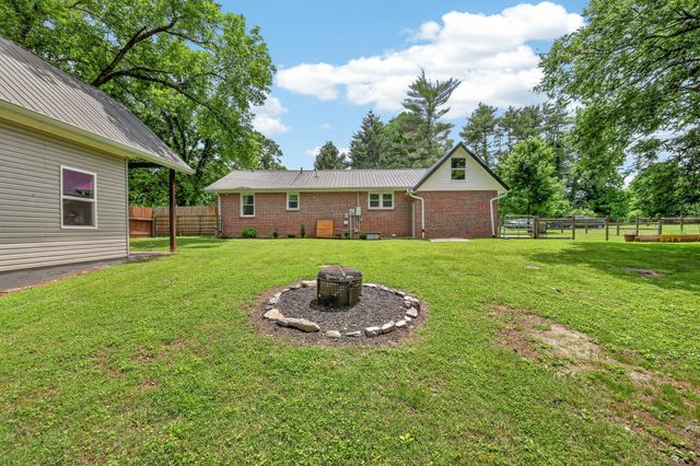 111 Goodner Ln, Alexandria, TN 37012