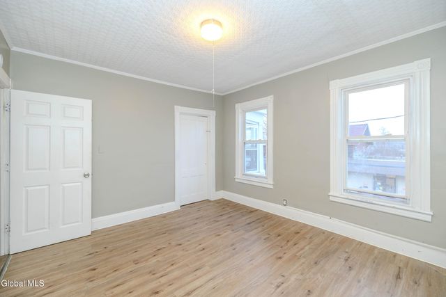 1712 Foster Avenue, Schenectady, NY 12308