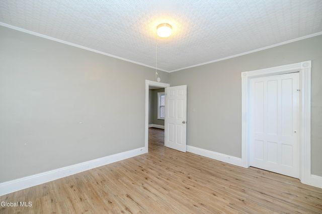 1712 Foster Avenue, Schenectady, NY 12308