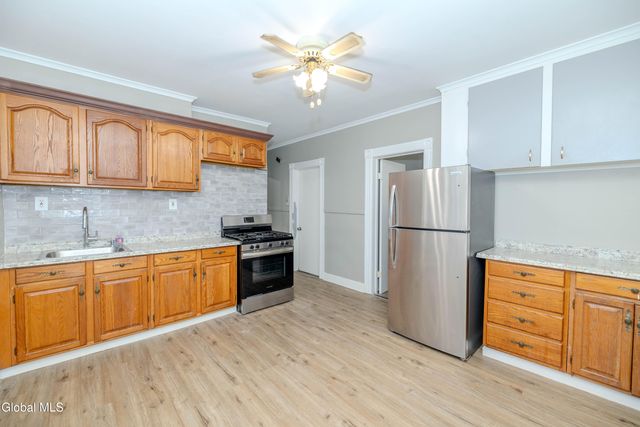 1712 Foster Avenue, Schenectady, NY 12308