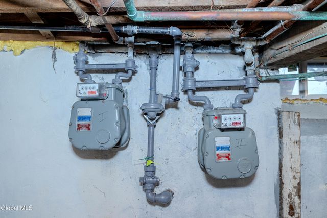 1712 Foster Avenue, Schenectady, NY 12308