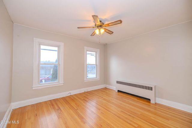 1712 Foster Avenue, Schenectady, NY 12308