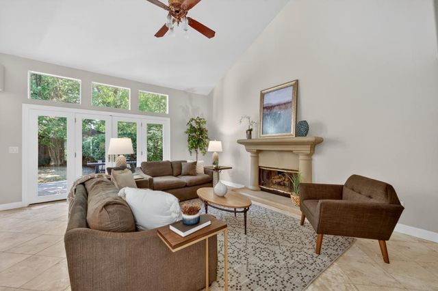 100 Bloomfield Way, Folsom, CA 95630