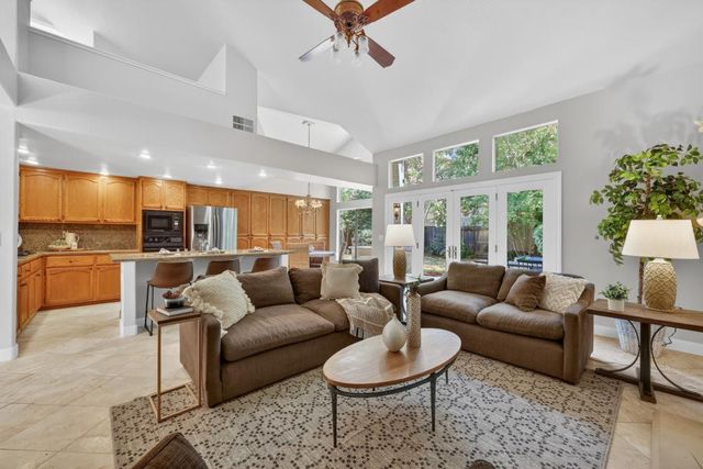 100 Bloomfield Way, Folsom, CA 95630