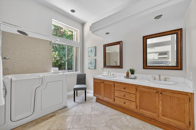 100 Bloomfield Way, Folsom, CA 95630