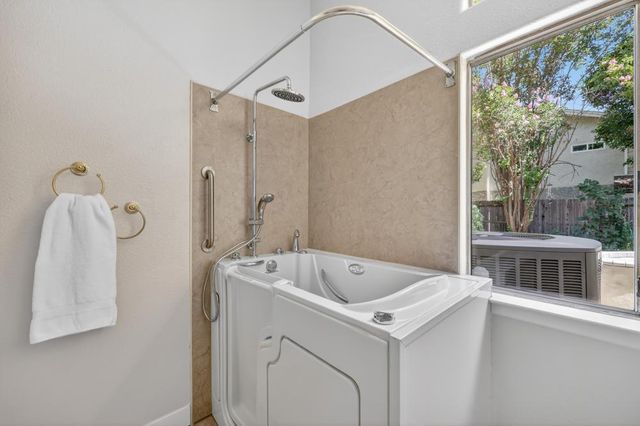 100 Bloomfield Way, Folsom, CA 95630