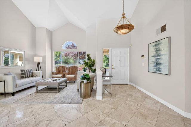 100 Bloomfield Way, Folsom, CA 95630