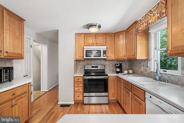 3843 30TH ST N, Arlington, VA 22207