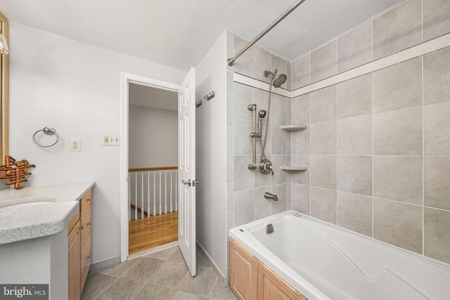 3843 30TH ST N, Arlington, VA 22207