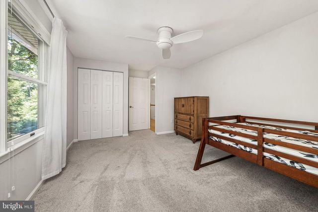 3843 30TH ST N, Arlington, VA 22207
