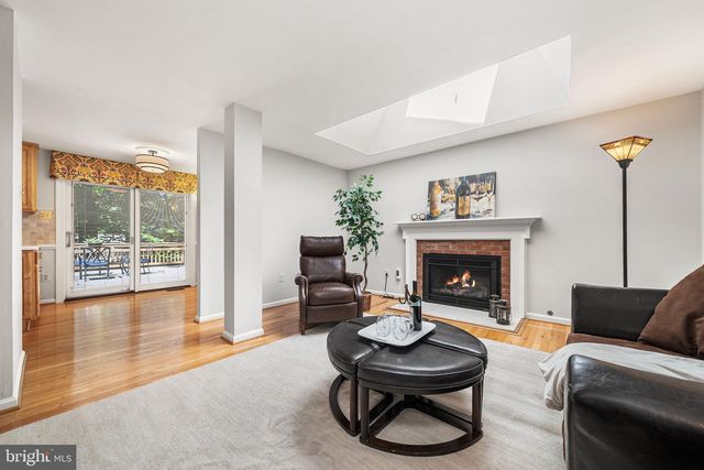 3843 30TH ST N, Arlington, VA 22207