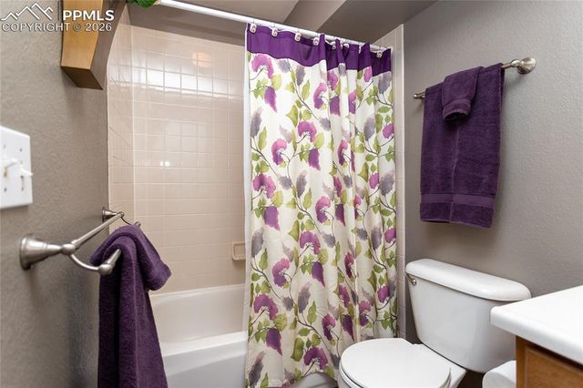 1250 Bison Ridge Drive, Colorado Springs, CO 80919