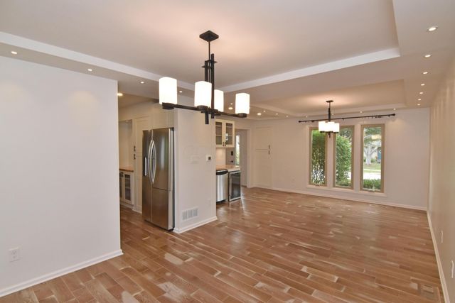 990 Venetian Way, Columbus, OH 43230