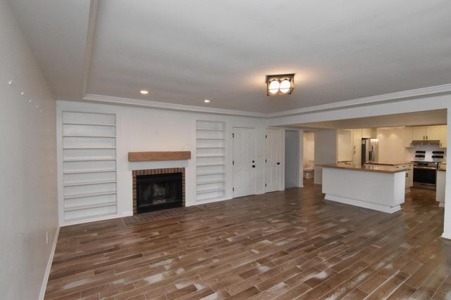 990 Venetian Way, Columbus, OH 43230