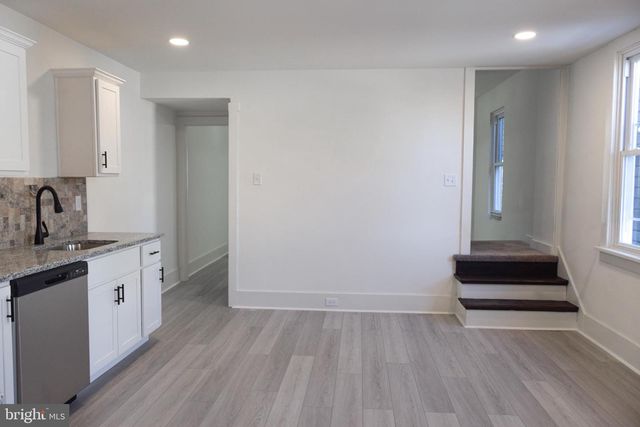 119 N ROBESON ST, Robesonia, PA 19551