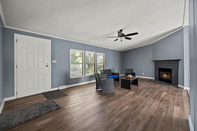 15411 Treichel Road, Tomball, TX 77377
