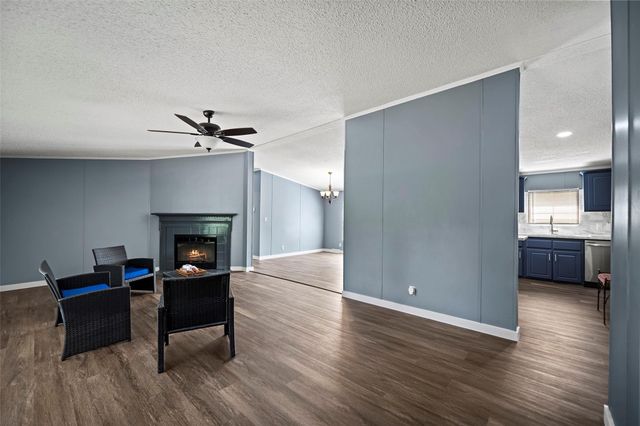 15411 Treichel Road, Tomball, TX 77377