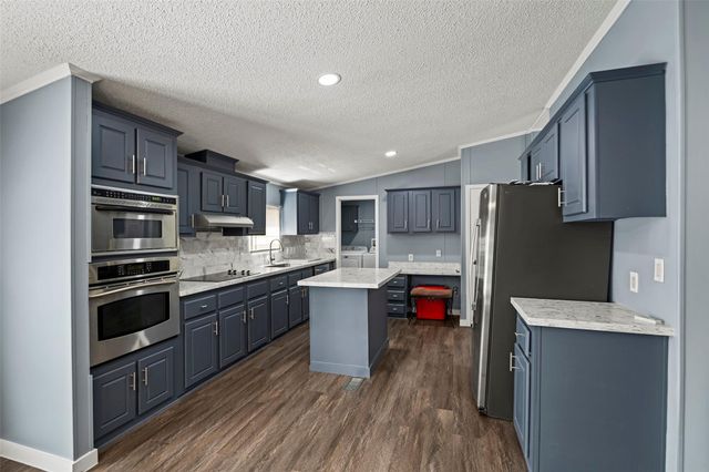15411 Treichel Road, Tomball, TX 77377
