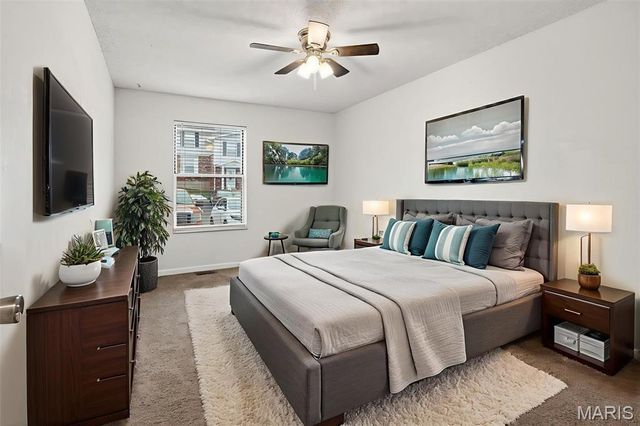 2282 Highland Hill Dr, St Peters, MO 63376