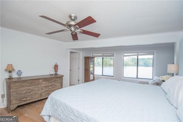 8 Northlake Circle, Peachtree City, GA 30269