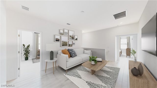 3029 Juniper WAY, Naples, FL 34112