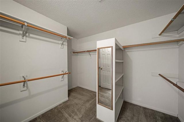 12627 Slater Lane, Overland Park, KS 66213