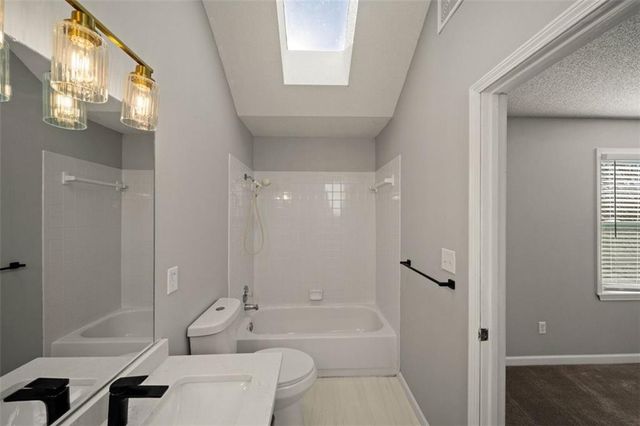 12627 Slater Lane, Overland Park, KS 66213