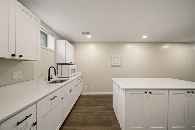 12627 Slater Lane, Overland Park, KS 66213