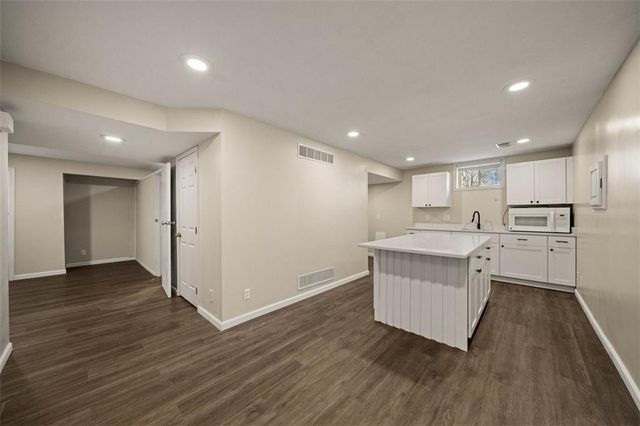 12627 Slater Lane, Overland Park, KS 66213