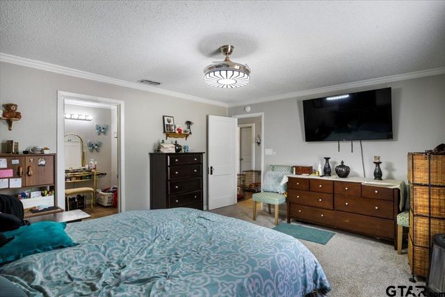 407 S Baker St, Lindale, TX 75771