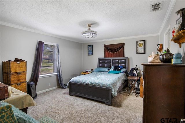 407 S Baker St, Lindale, TX 75771