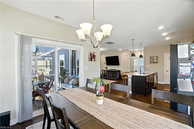102 Mizzen Quarter LOOP, Yorktown, VA 23693