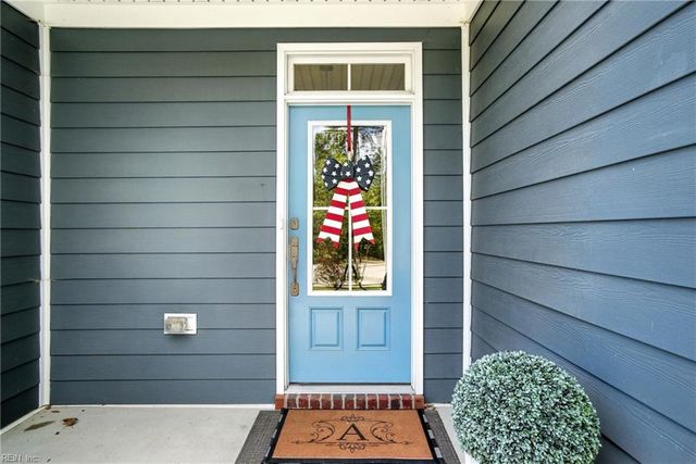 102 Mizzen Quarter LOOP, Yorktown, VA 23693
