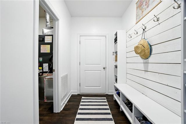 102 Mizzen Quarter LOOP, Yorktown, VA 23693