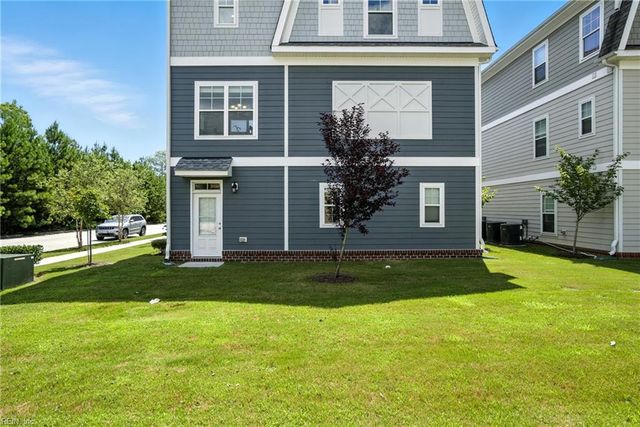 102 Mizzen Quarter LOOP, Yorktown, VA 23693