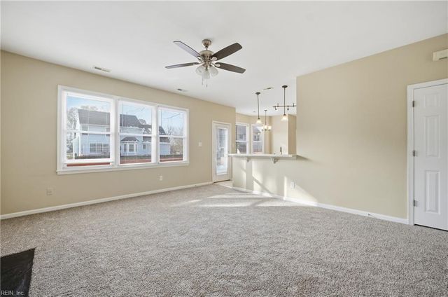 1009 Friar Tuck CT, Chesapeake, VA 23323