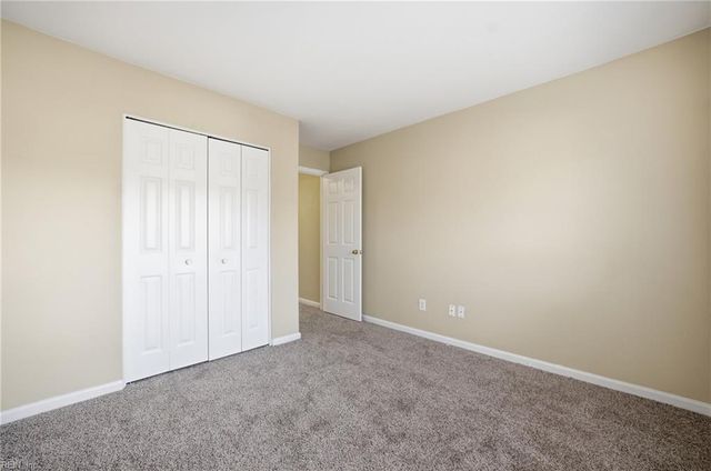 1009 Friar Tuck CT, Chesapeake, VA 23323