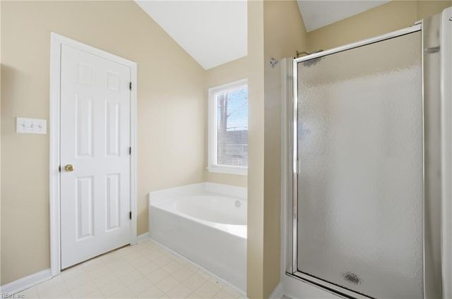 1009 Friar Tuck CT, Chesapeake, VA 23323