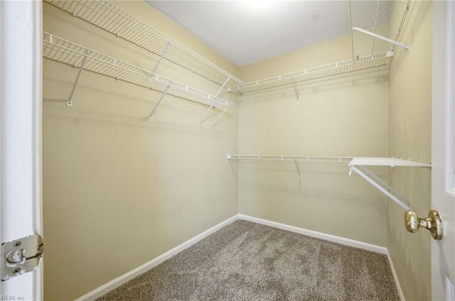 1009 Friar Tuck CT, Chesapeake, VA 23323