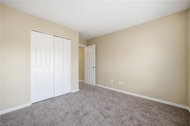 1009 Friar Tuck CT, Chesapeake, VA 23323