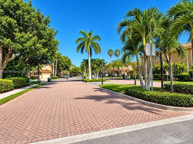 8503 SW 214th Way 0, Cutler Bay, FL 33189
