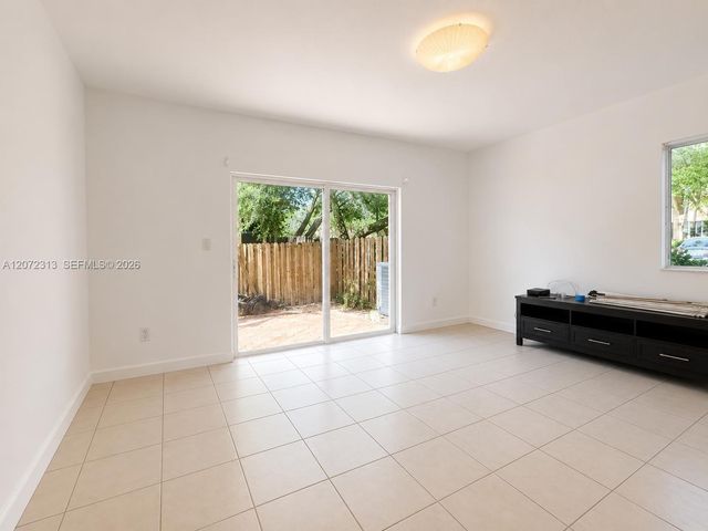 8503 SW 214th Way 0, Cutler Bay, FL 33189