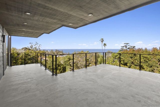 1846 Castellana Rd, La Jolla, CA 92037