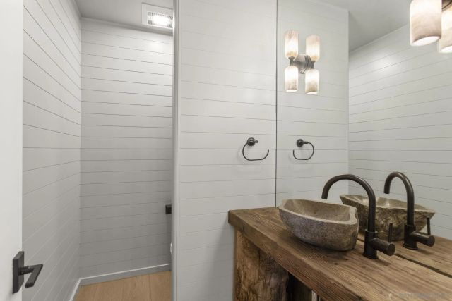 1846 Castellana Rd, La Jolla, CA 92037