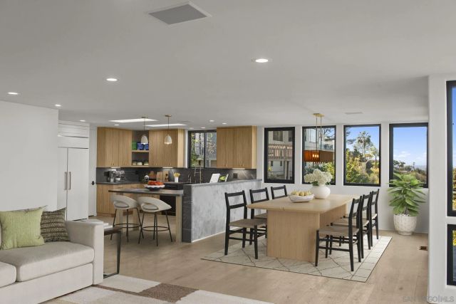 1846 Castellana Rd, La Jolla, CA 92037