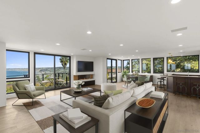 1846 Castellana Rd, La Jolla, CA 92037