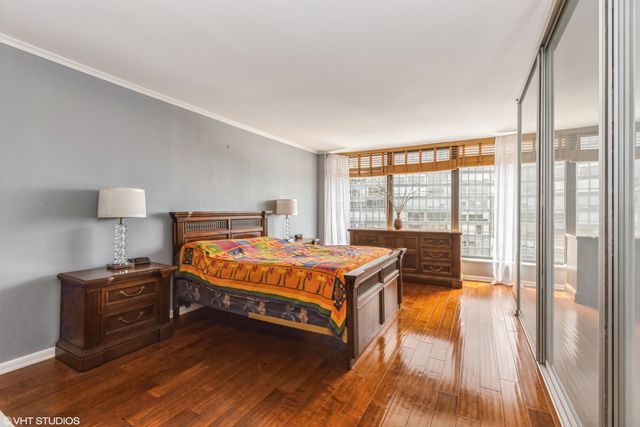 5445 N Sheridan Road 1815, Chicago, IL 60640