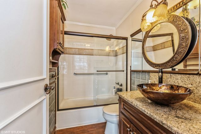 5445 N Sheridan Road 1815, Chicago, IL 60640