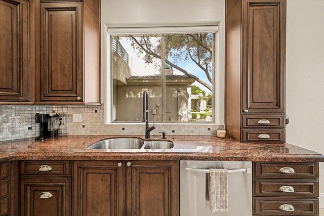 7262 E Woodsage Lane, Scottsdale, AZ 85258